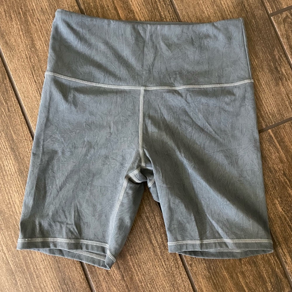 Zyia Active Bike Shorts Size Medium